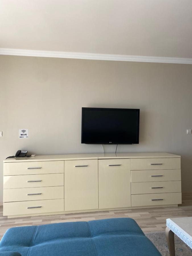 Private Apartments By The Sea With A Large Terrace In Apart Hotel! بوموري المظهر الخارجي الصورة