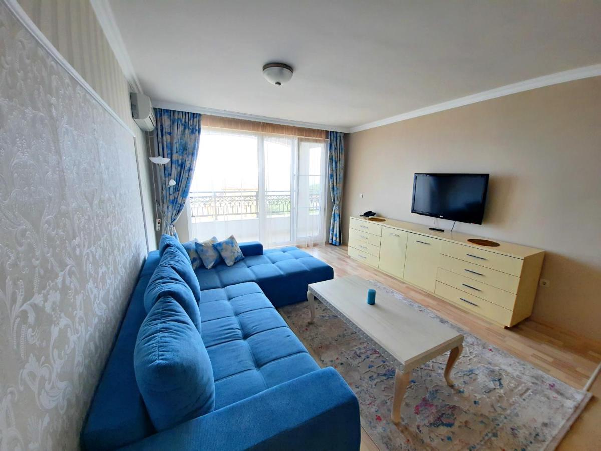 Private Apartments By The Sea With A Large Terrace In Apart Hotel! بوموري المظهر الخارجي الصورة
